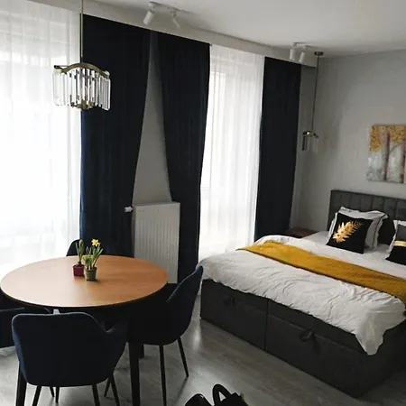 Manu Park Apartament Z Garazem Centrum Lodz  Exterior photo